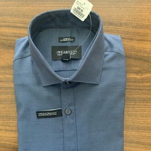 Kenneth Cole SlimFit button down dress shirt